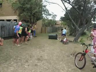 ���˾���Ц�Ķ�ʮ����ͼ��01��