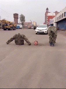 ���˾���Ц�Ķ�ʮ����ͼ��01��