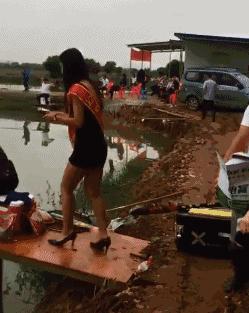 ���˻���ϲ�صĶ�ʮ��ͼ��003��