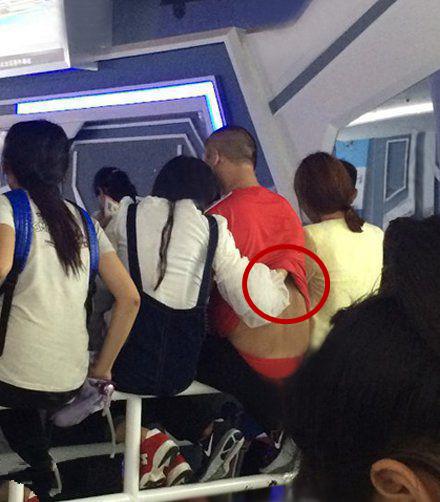 ���˻���ȸԾ�Ķ�ʮ����ͼ��001��