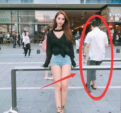 ���˻���ȸԾ�Ķ�ʮ����ͼ��001��