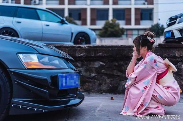 ���ϵ���ܳ�حһ����Ů������������