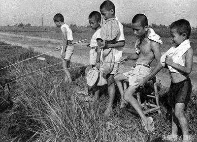 ר��80��Ļ��䣬90����ʵҲ����00��Ͳ�֪����������