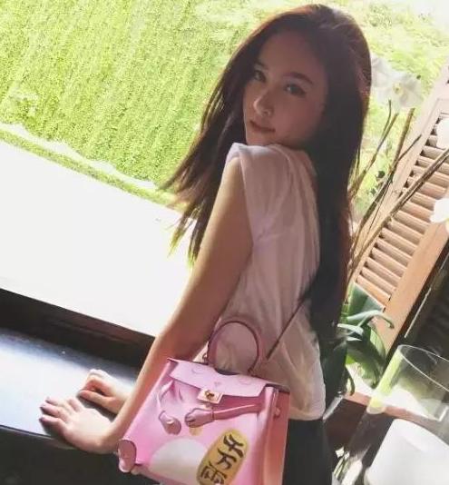 ���˽�������Ȧ����ô���Ǳ������ģ�����һλŮ�˶���̾���磡