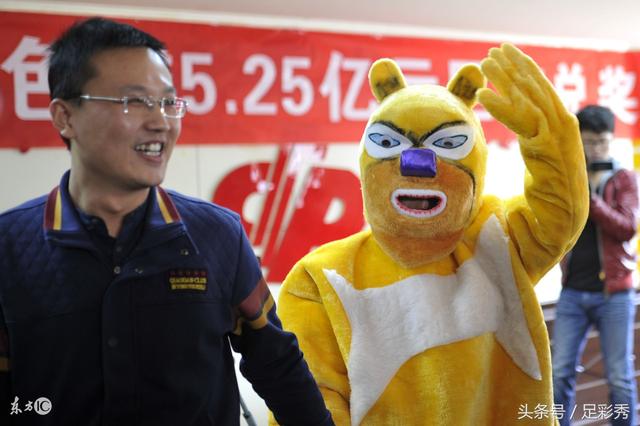 ˫ɫ��144��Ԥ�⣺��ע6+2�Ȳ��ȣ����˵�������ǧ��