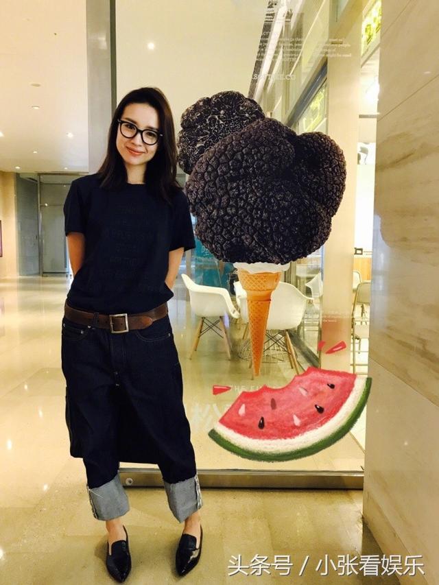 10��ѧϰ�赸��20�걻����ı���У�28��ɻ���ӣ�������ҵ����