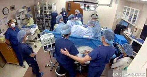 ��̥�����ʸ���4��̥�����������Ա�ҽ��ֱ�������һ��ϲ��