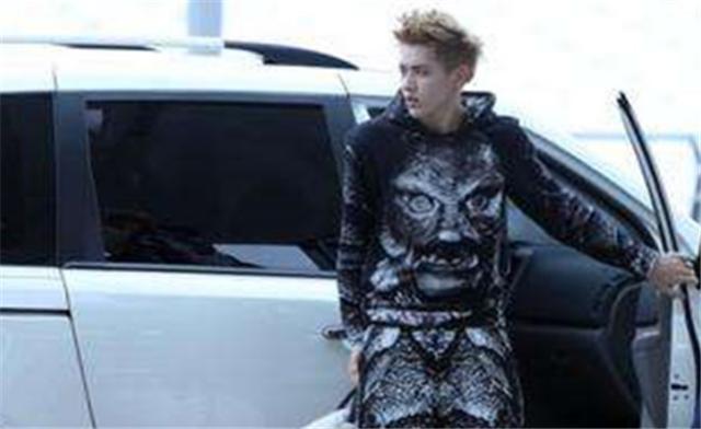 ������������˧���Ӻ�����ȴ��ֿ�ѹ�ϵ���ѣ���28�꿪�ܳ����ã�