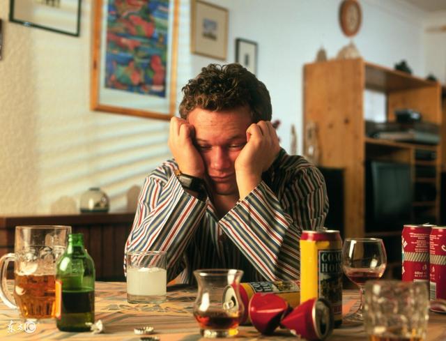 28��С���»�ҹ��ʹ��ҽ�������Ӳ����ҽ����������һ�������ģ�