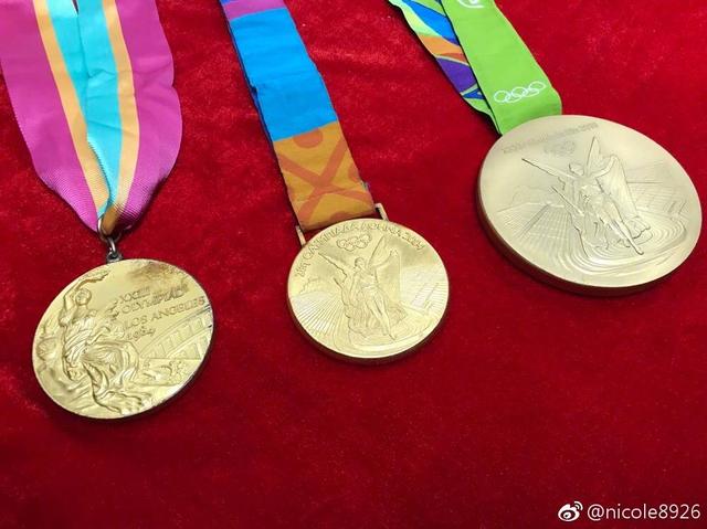 �й�Ů�������۷��ھ��ף���Ҷ������˿��Լ�����Ů�������Ի�