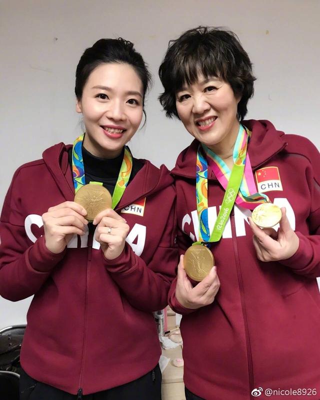 �й�Ů�������۷��ھ��ף���Ҷ������˿��Լ�����Ů�������Ի�