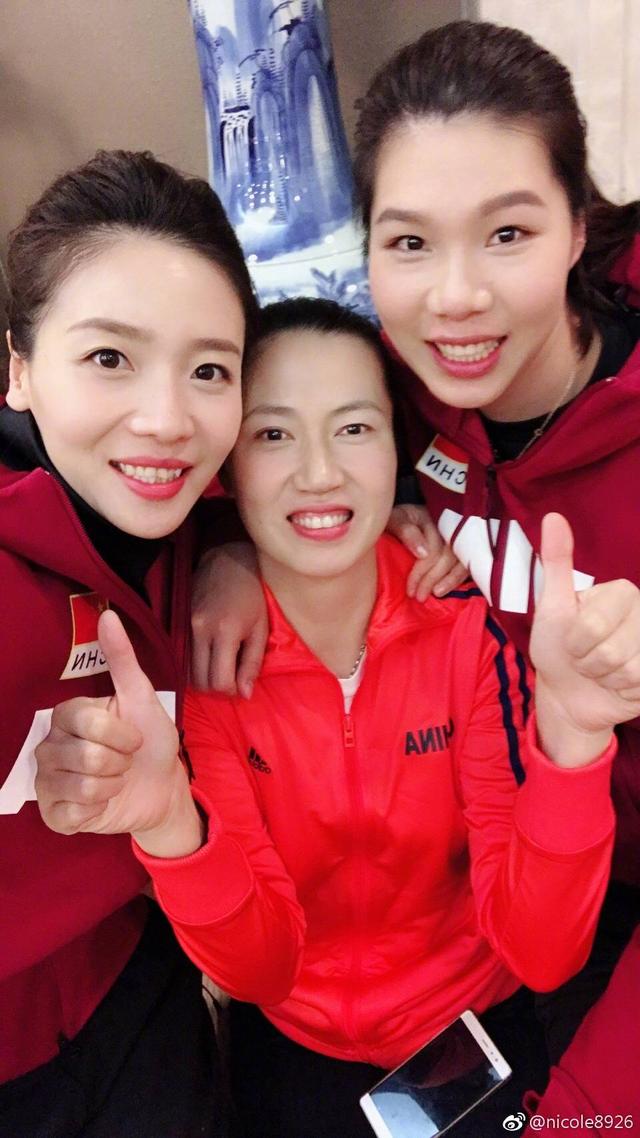 �й�Ů�������۷��ھ��ף���Ҷ������˿��Լ�����Ů�������Ի�