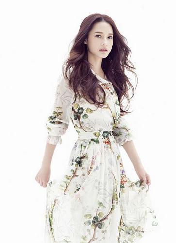 28�������ײ��34���١��櫣�һ������Ů��һ���ư���