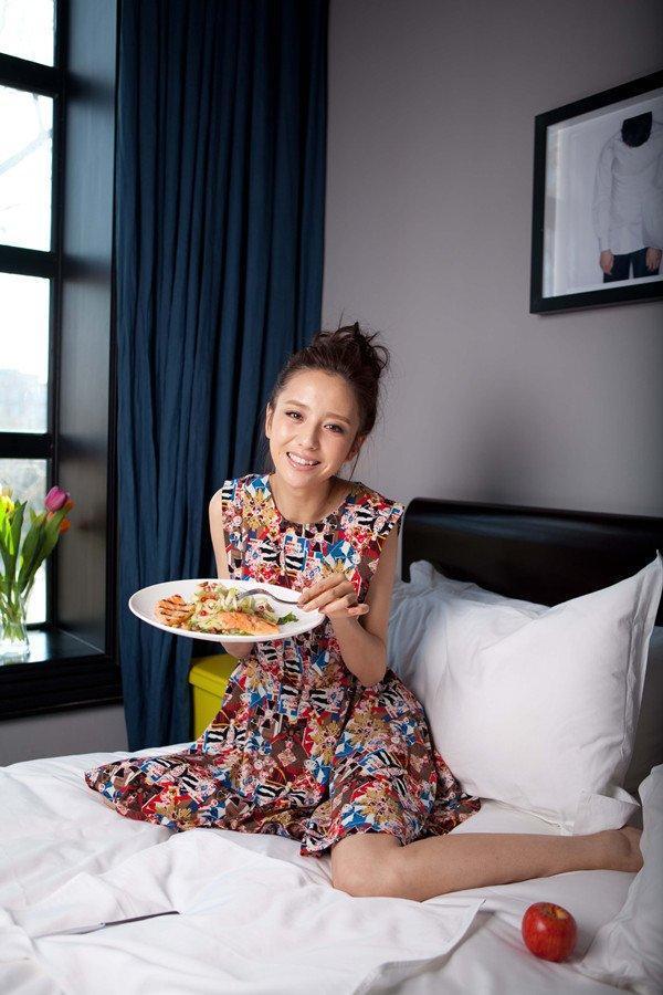 28�������ײ��34���١��櫣�һ������Ů��һ���ư���