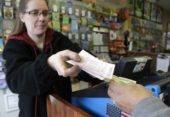 Ӧ���ҵ���о޽�30��Ԫ���������������˰17��Ԫ